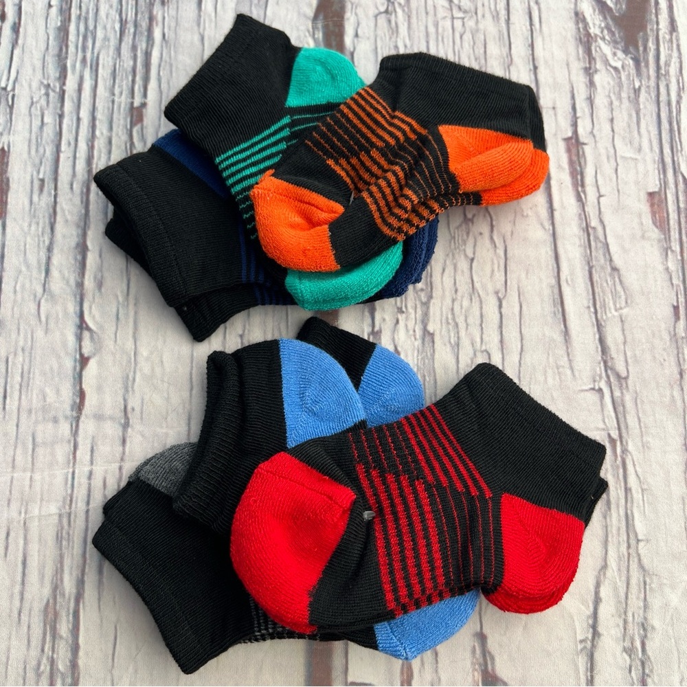 Amazon Essentials Unisex Kids/ Toddlers' Cotton Low Cut Sock 6Pairs Sz S 5.5-8.5